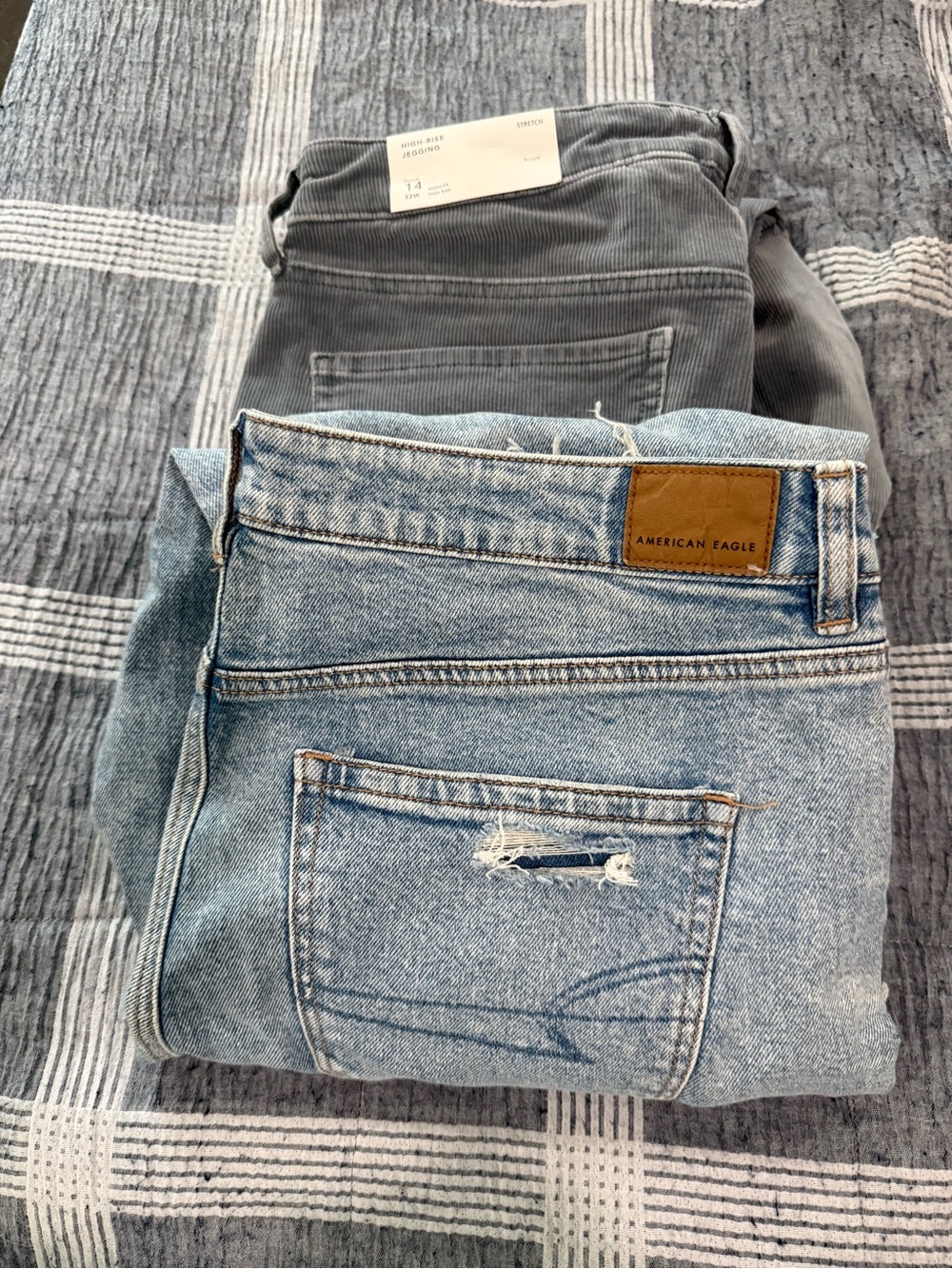 2 Pairs of American Eagle Women’s Jeans - Size 14